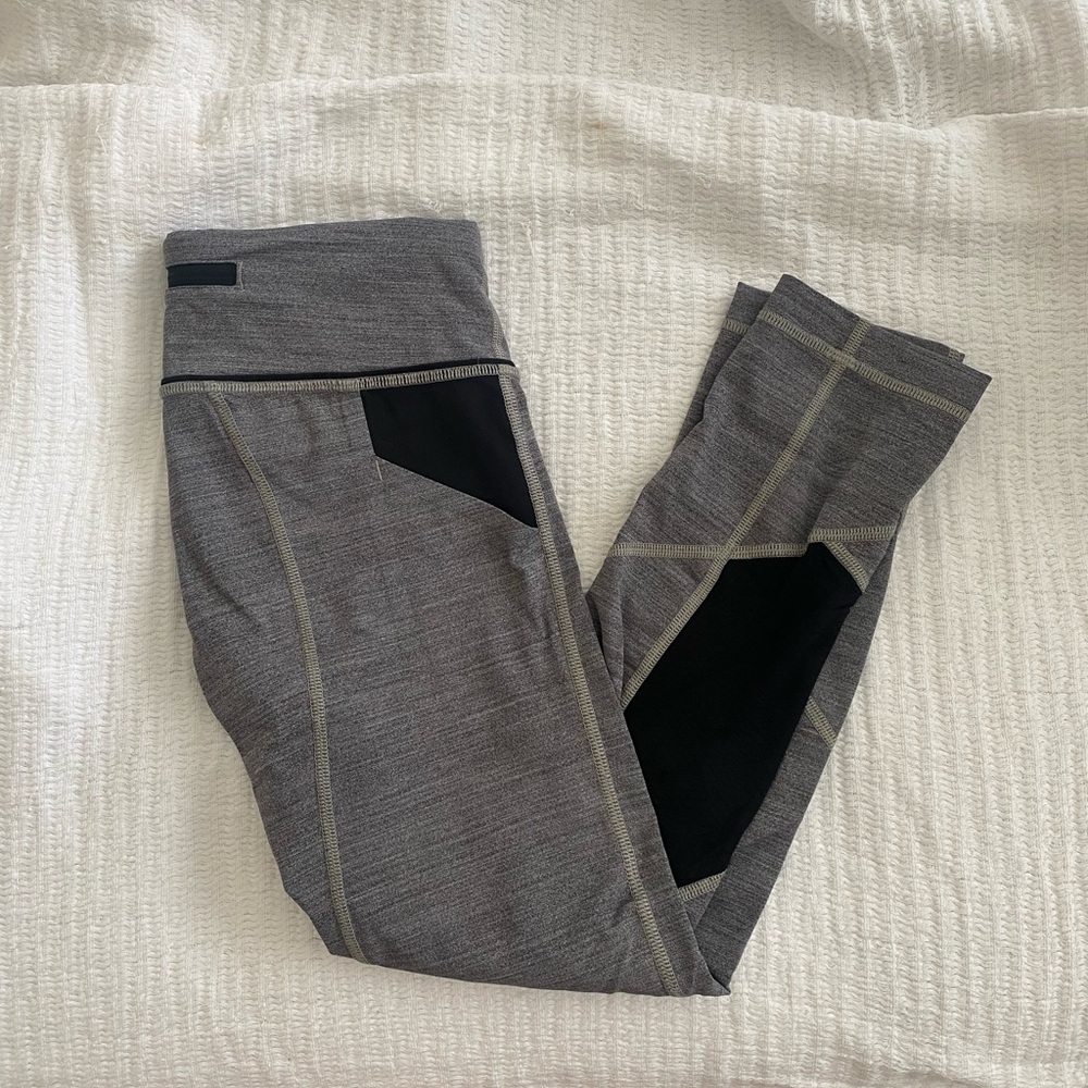 Lululemon 3/4 high waisted crop leggings